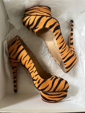 Charlotte Olympia Tiger Dolly Platform Pumps